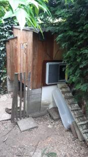 Chicken coop with Omletdoor