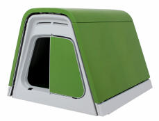 Eglu Go hutch in leaf green 