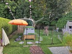 Chicken coop with enclosure