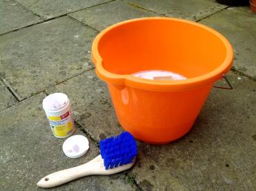 Our basic kit to clean and disinfect the coop every week!
