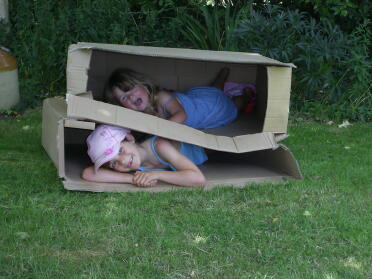 Who needs an eglucube when we can have the boxes. No children or chickens have been harmed in the making of this.