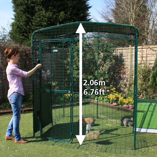 The High-Rise Outdoor Rabbit Run allows you to walk in to spend time with your pet bunnies.