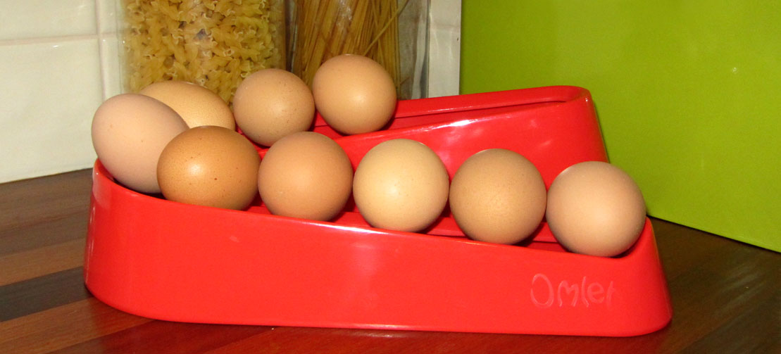 A red egg ramp in the kitchen